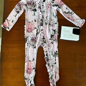 Bums and Roses girls floral bamboo footie